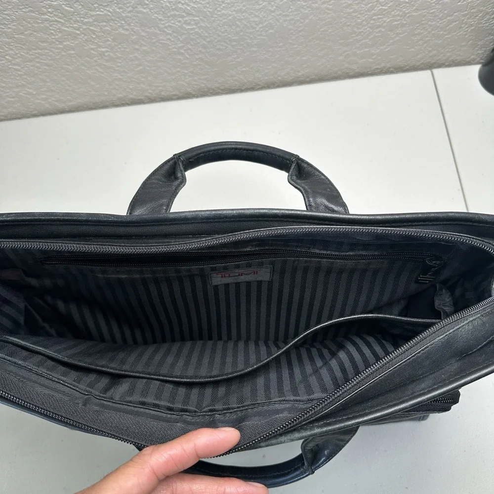 Vintage TUMI 9602D3 Napa Leather Laptop Briefcase Organizer Black Office Work